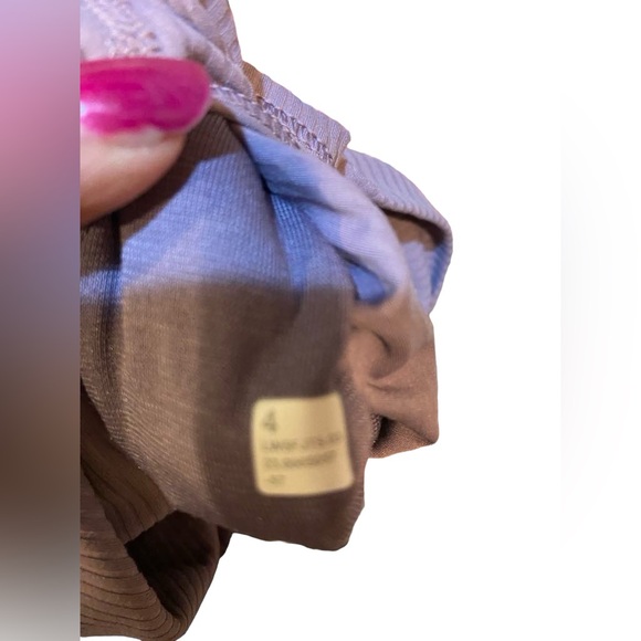 Lululemon ribbed align Set Size 4/6 - Picture 7 of 8